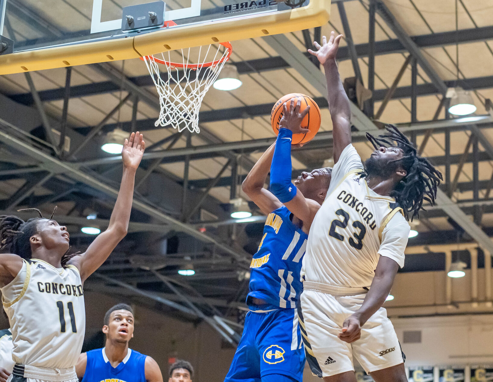 The Spiders ripped the Comets in their home opener.